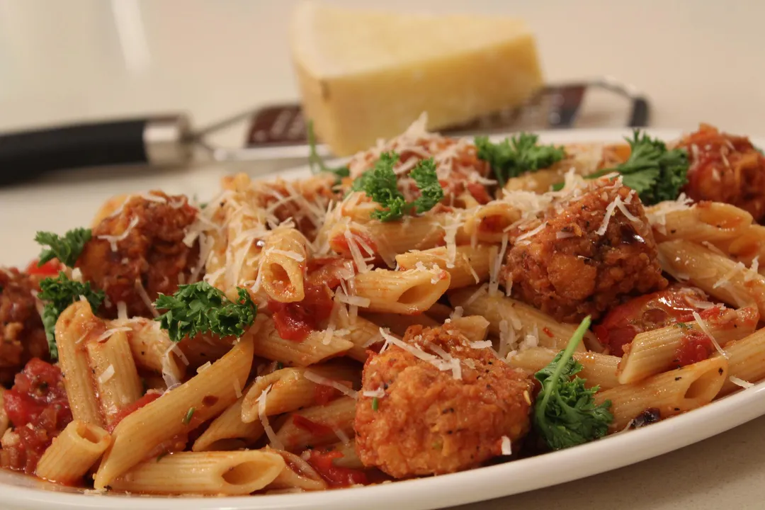 Penne with Spicy Paneer Balls in Tangy Tomato Sauce - YT