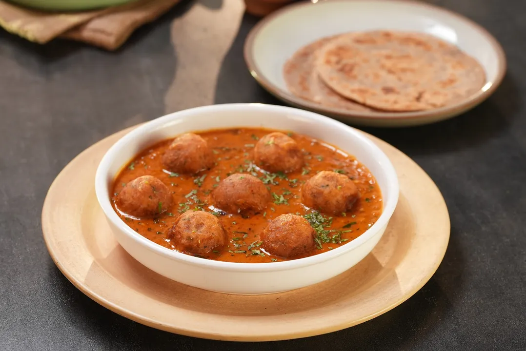 Aloo Kofta Curry - YT (2)