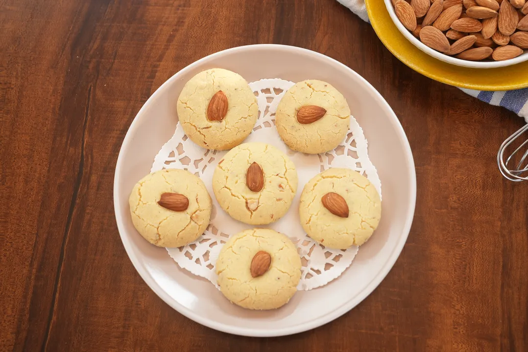 Badam Nankhatai - YT