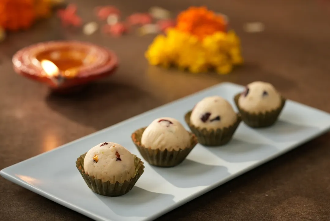 Makha Sandesh - YT (2)