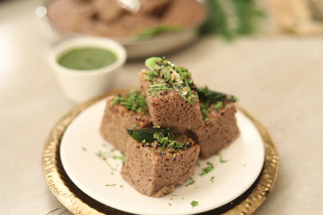 Ragi Oats Dhokla 8
