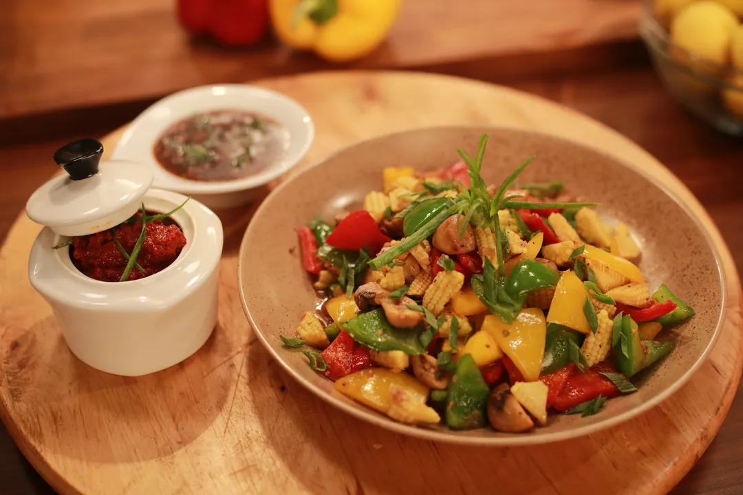Chinese Sauce - Schezwan SauceStir Fry Sauce Stir Fry Veg - MKM.JPG