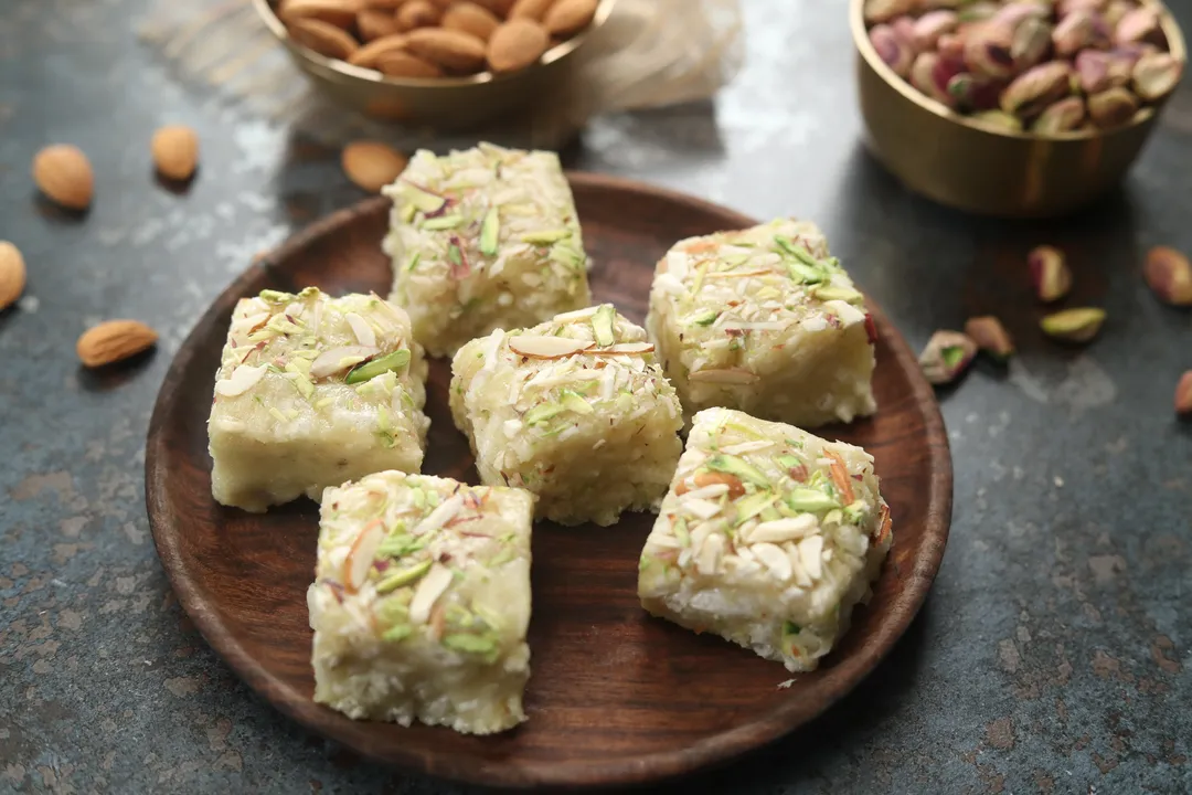 Khoya Kurmura Burfi - YT