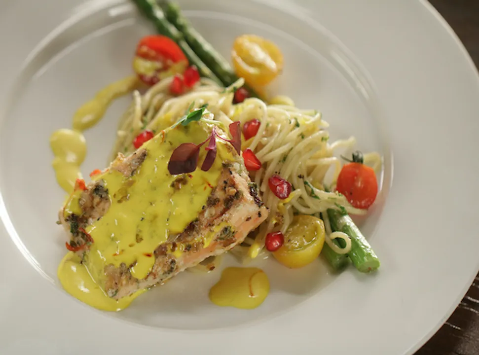 Chilli Garlic Salmon with Ginger Spaghetti 