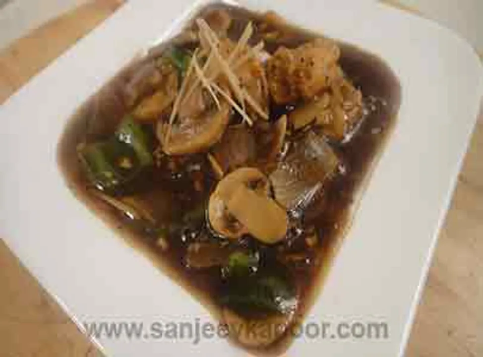 Fried Prawns in Mushroom Ginger Sauce