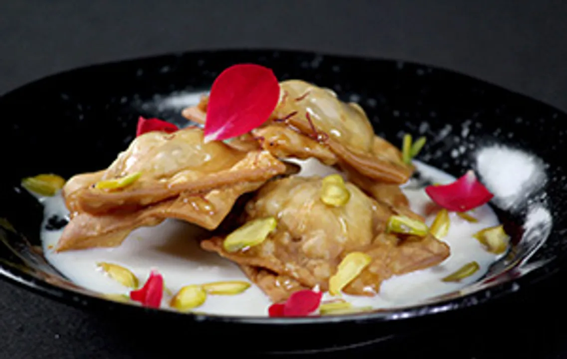 Date and Nut Parcels with Rabdi