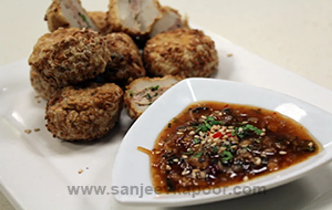 Chicken and Water Chestnut Parcels