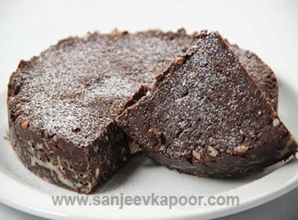 No Bake Chocolate Fudge Cake