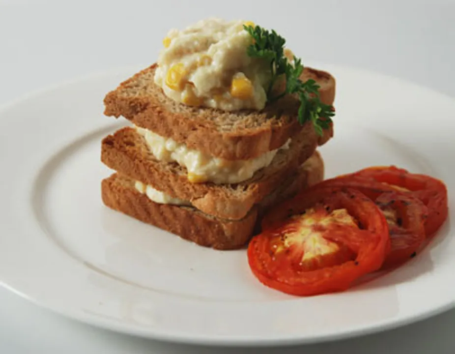 Scrambled Eggs With Corn