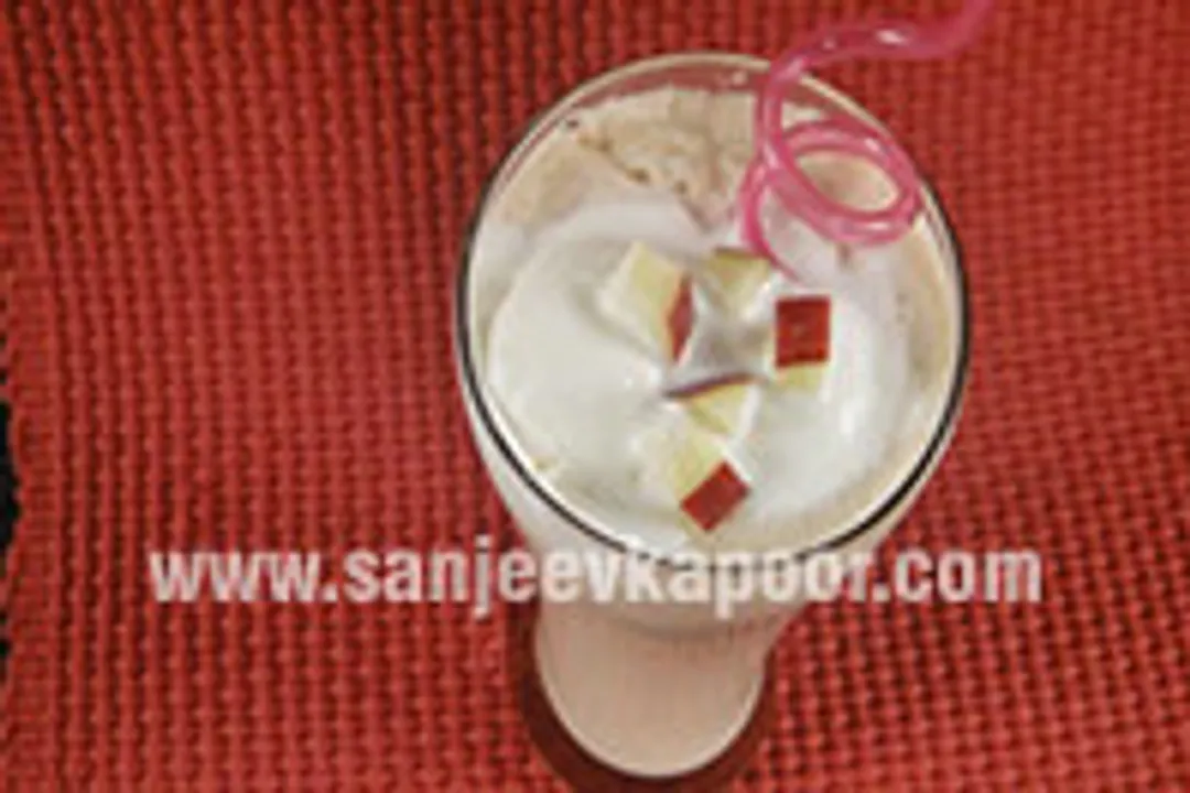 Apple-Cinnamon-Milkshake