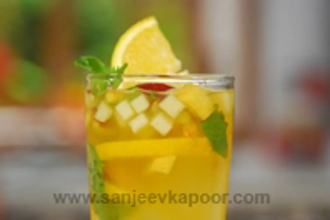 Green Fruity Iced Tea