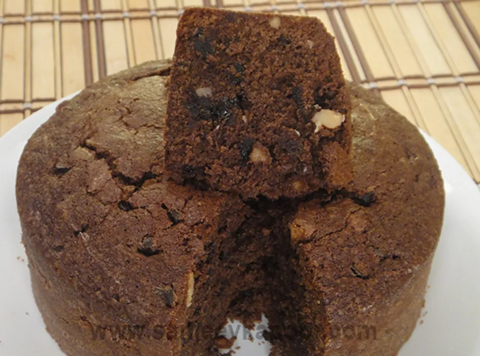 Chocolate and Walnut Cake