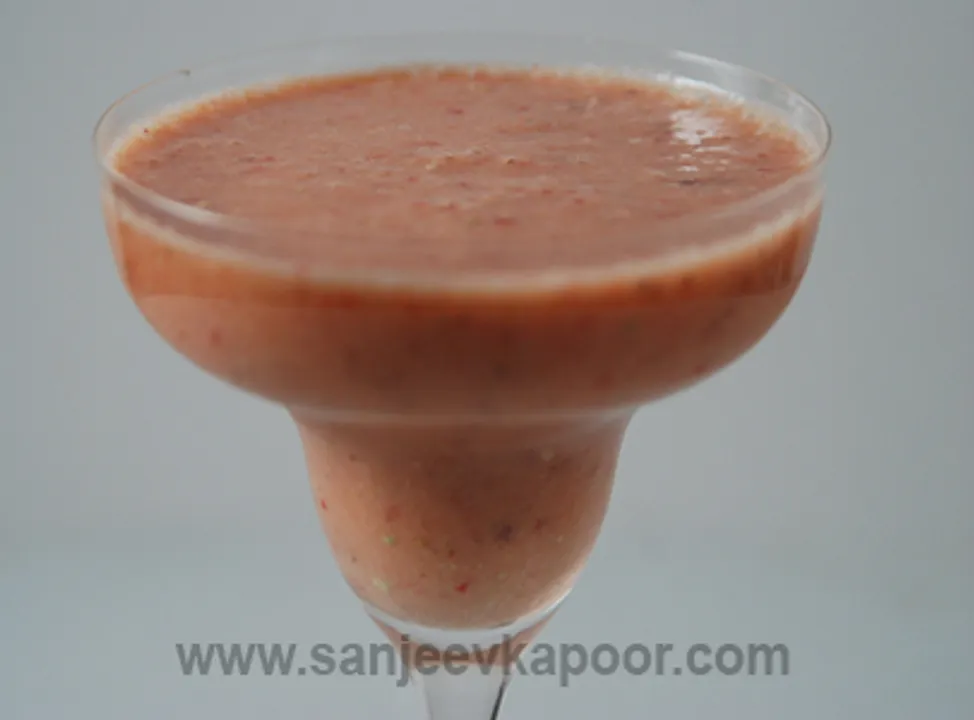 Tropical Fruit And Nut Smoothie