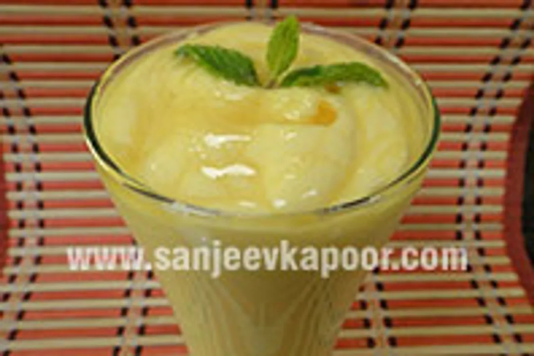 Mango and Coconut Smoothie