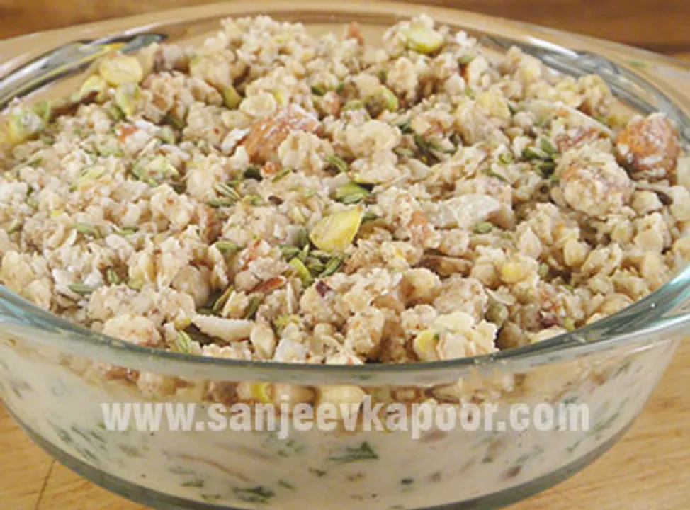 Baked Mushroom And Nut Crumble