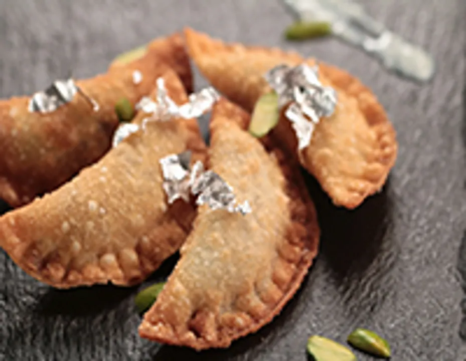 Date and Nut Wonton Gujiya - SK Khazana