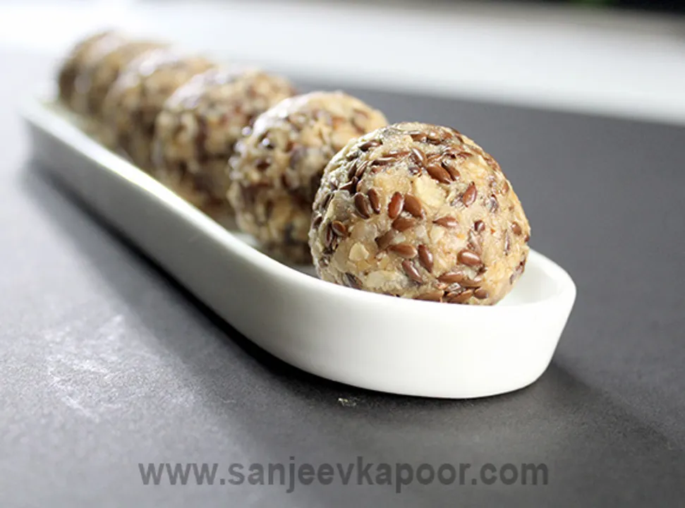 Oats and Flax Seeds Pops