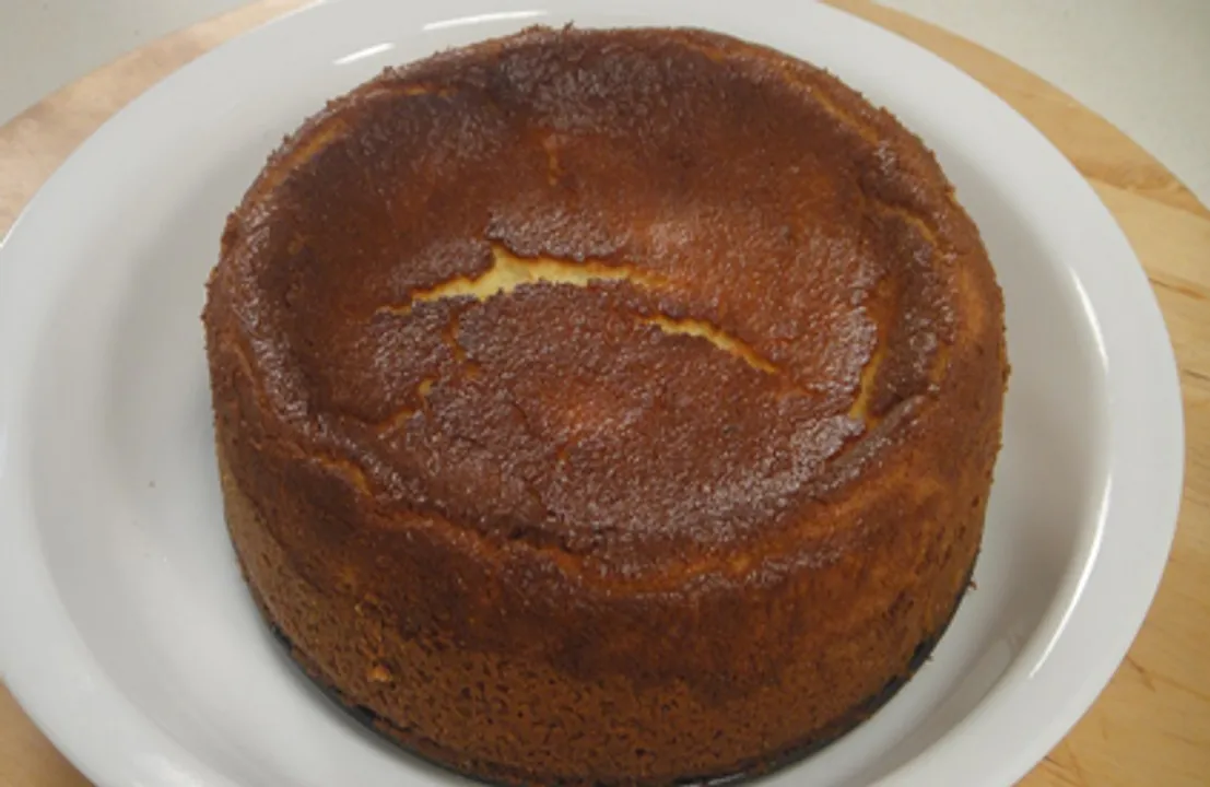 Vanilla Baked Cheesecake