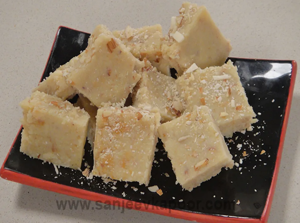 White Chocolate and Almond Fudge