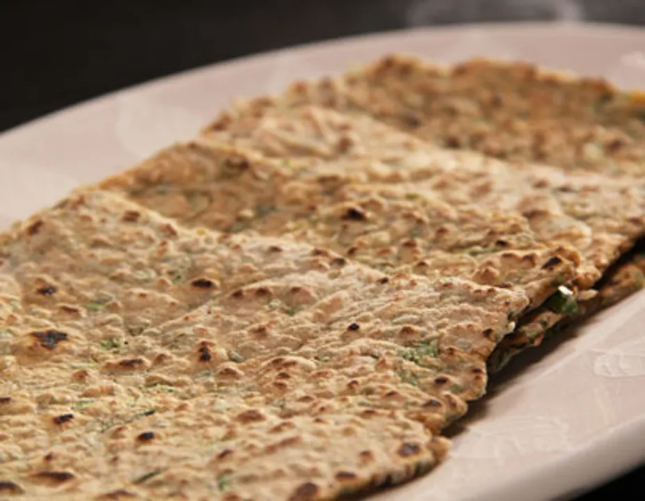 Methi aur Mooli ka Parantha