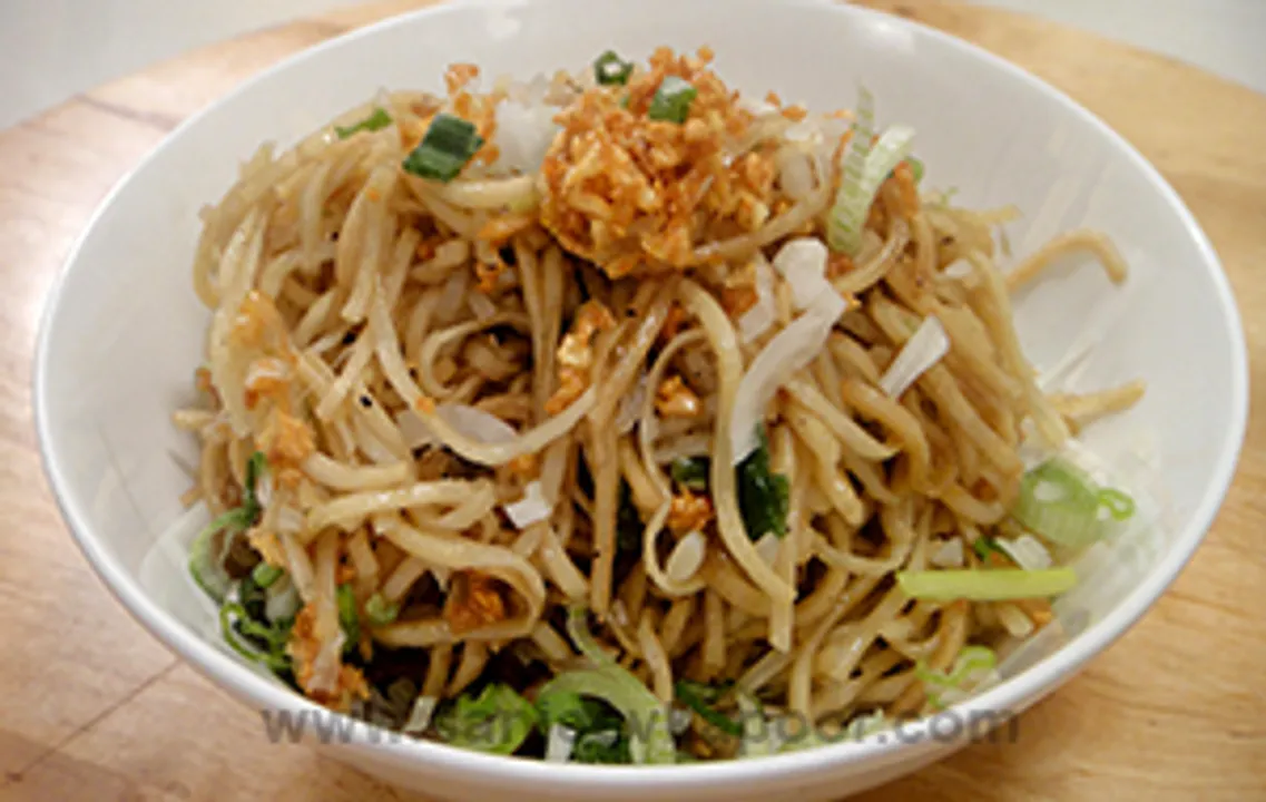 Burnt Garlic Noodles