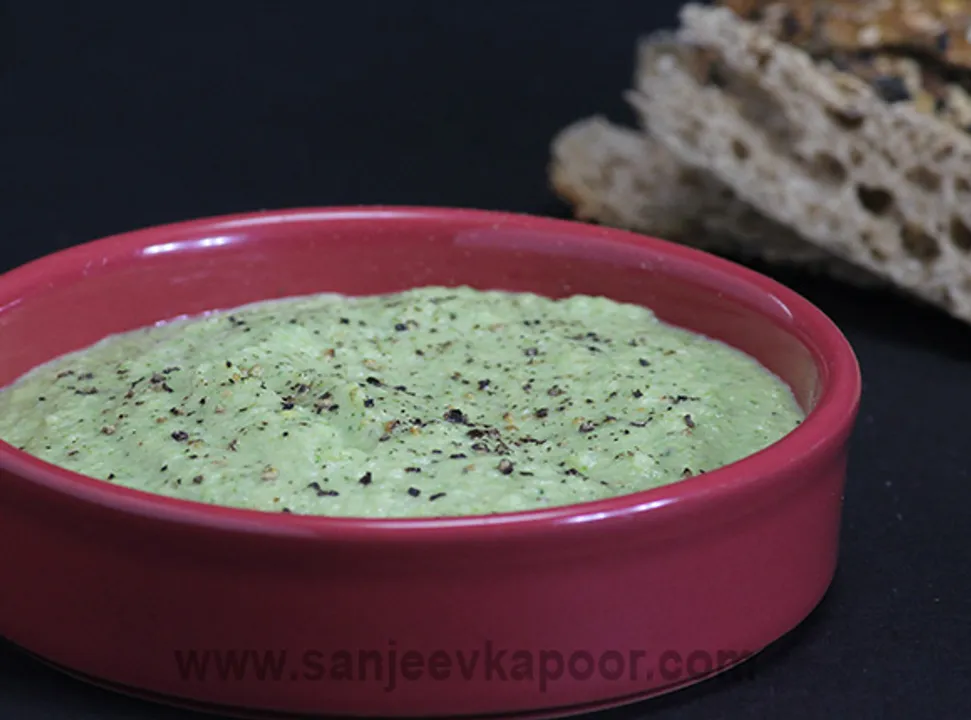 Zucchini Pine nut Dip