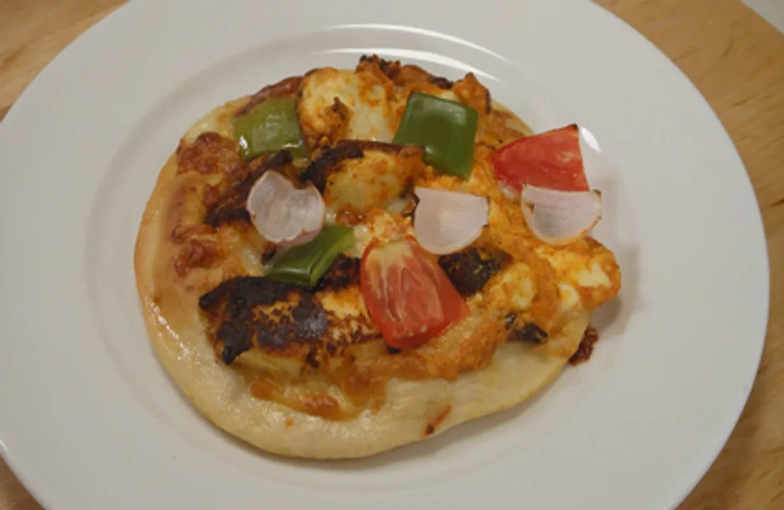 Paneer Tikka Pizza
