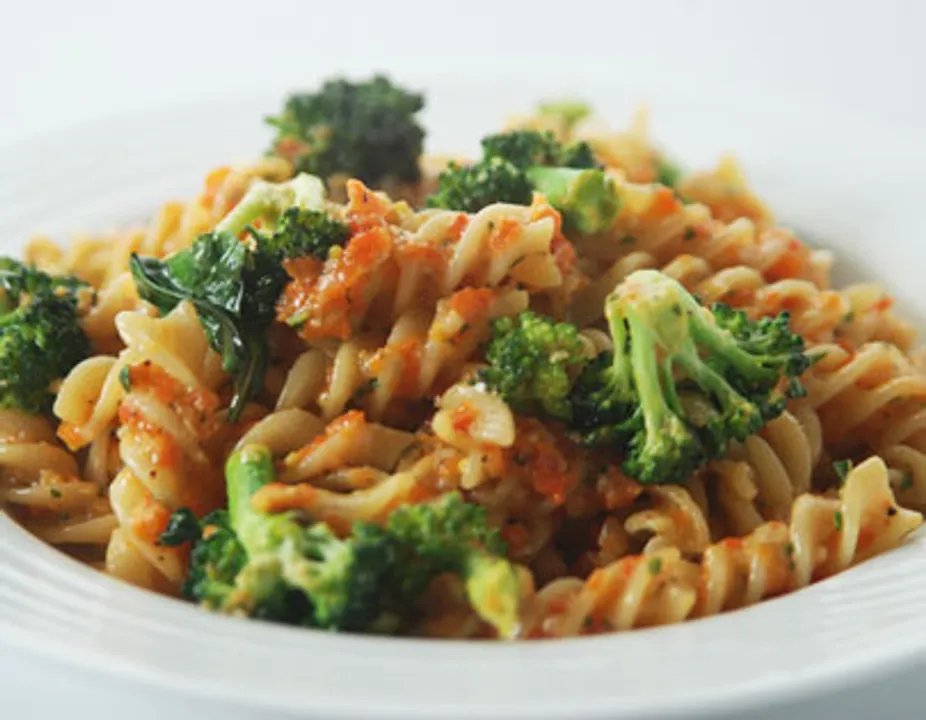Red Pepper Pesto Fusilli