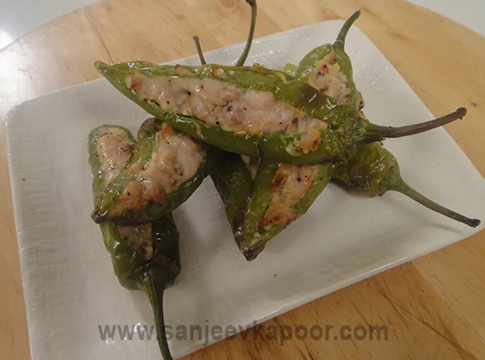 Chicken Stuffed Chilli