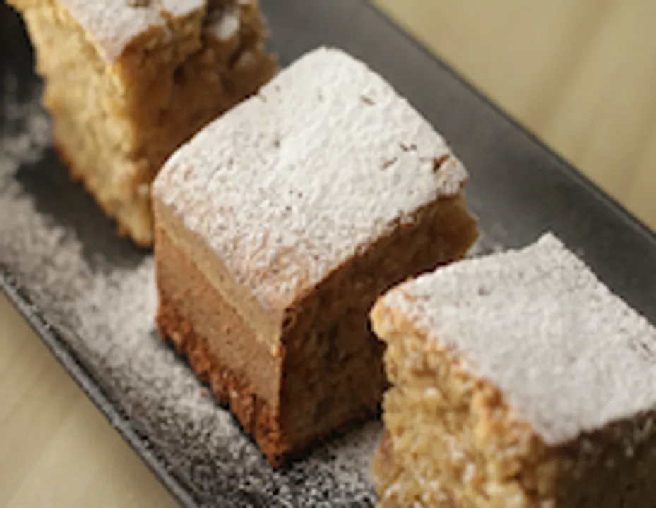 GLUTEN FREE ALMOND CAKE - skk
