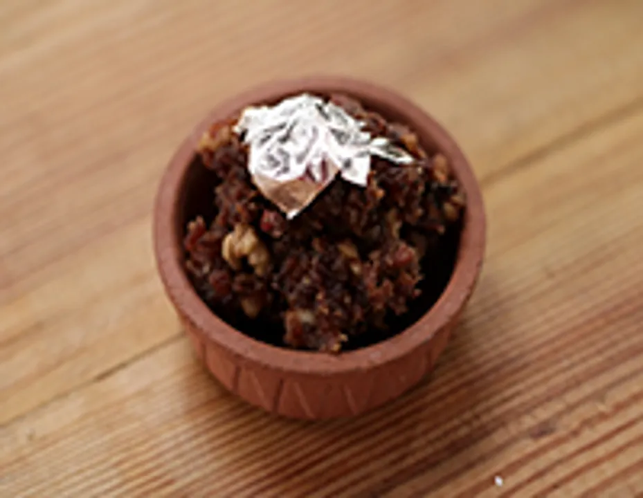 Date and Walnut Halwa - SK Khazana