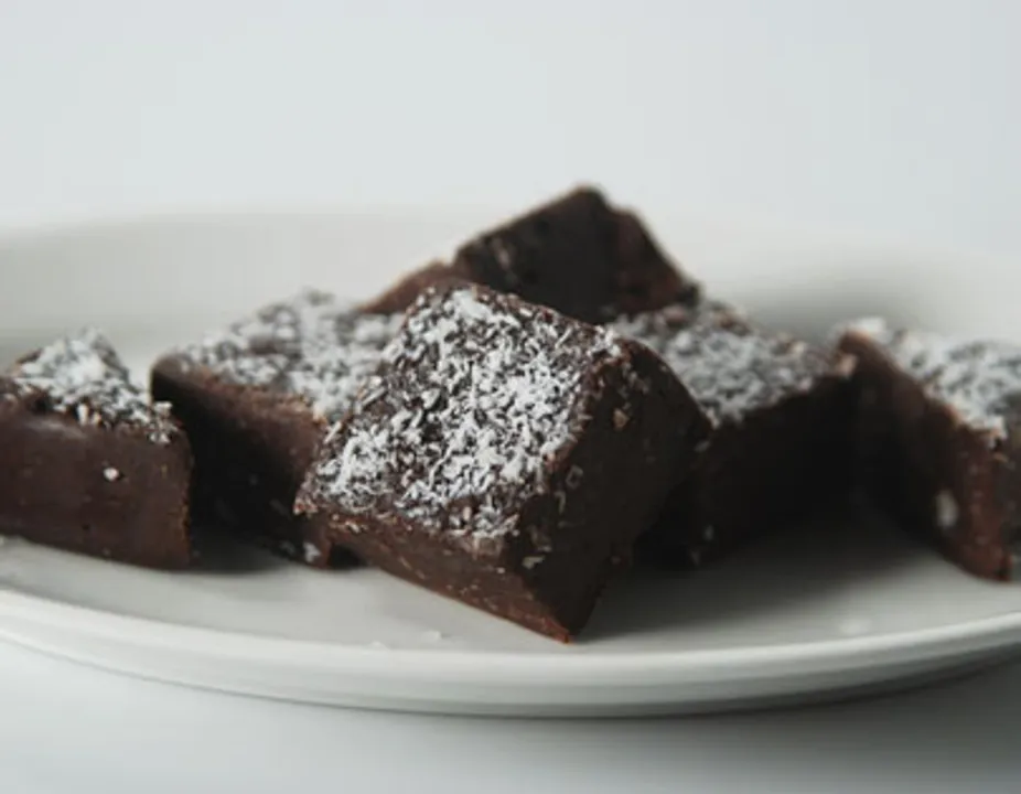Chocolate And Coconut Fudge