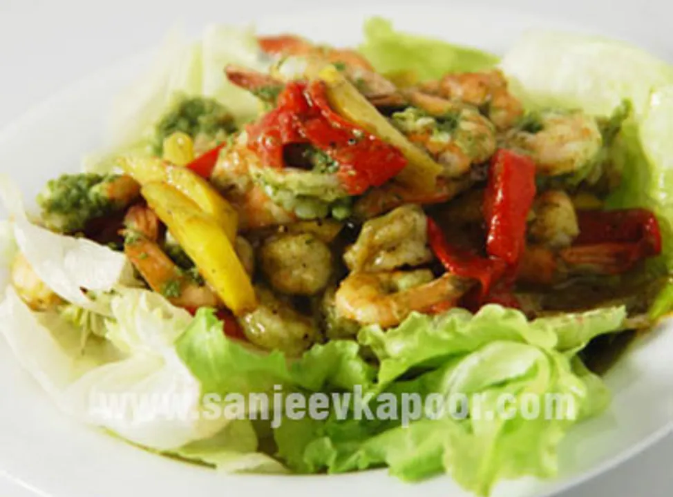 Coriander Prawns With Mango Salad