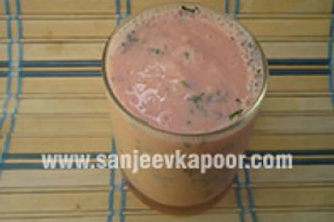 Chilled Watermelon and Yogurt Smoothie