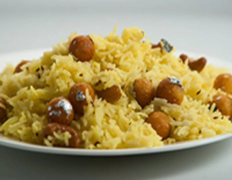 Kaju Moti Pulao - Cook Smart