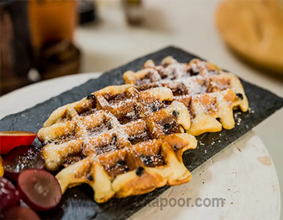 Eggless Waffles