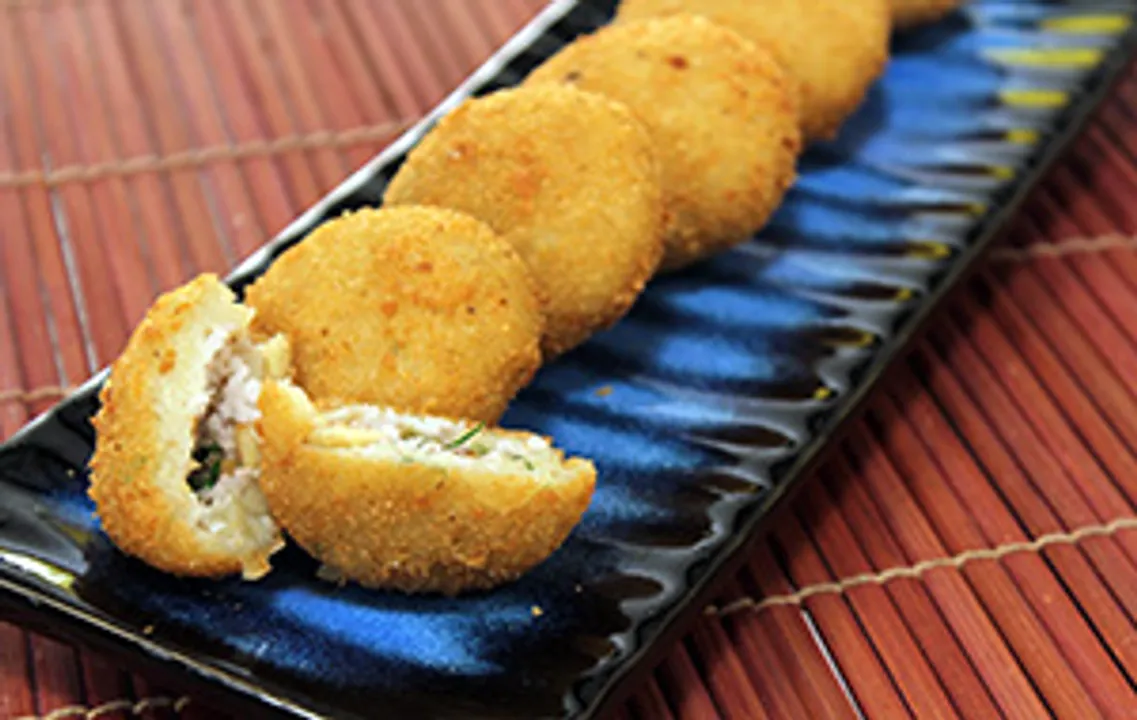 Jain Stuffed Pattice