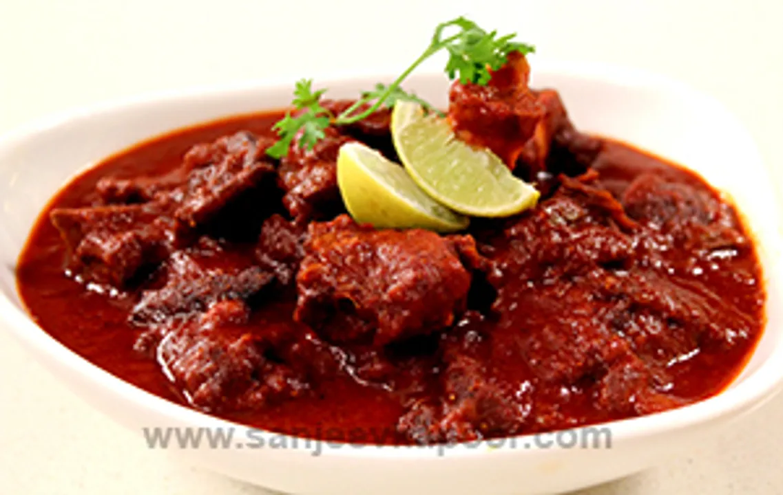Laal Maas