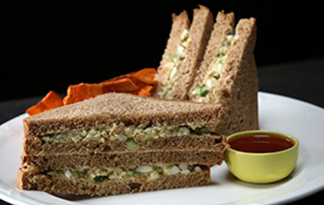 Curried Egg Sandwich