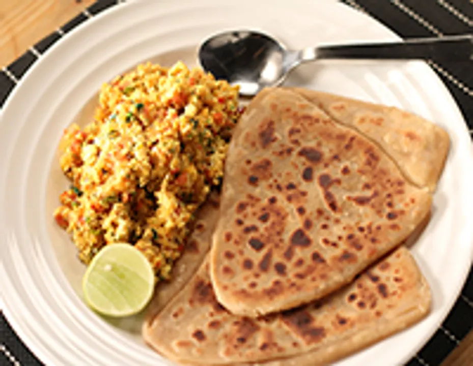 Paneer Bhurji with Parantha - SK Khazana