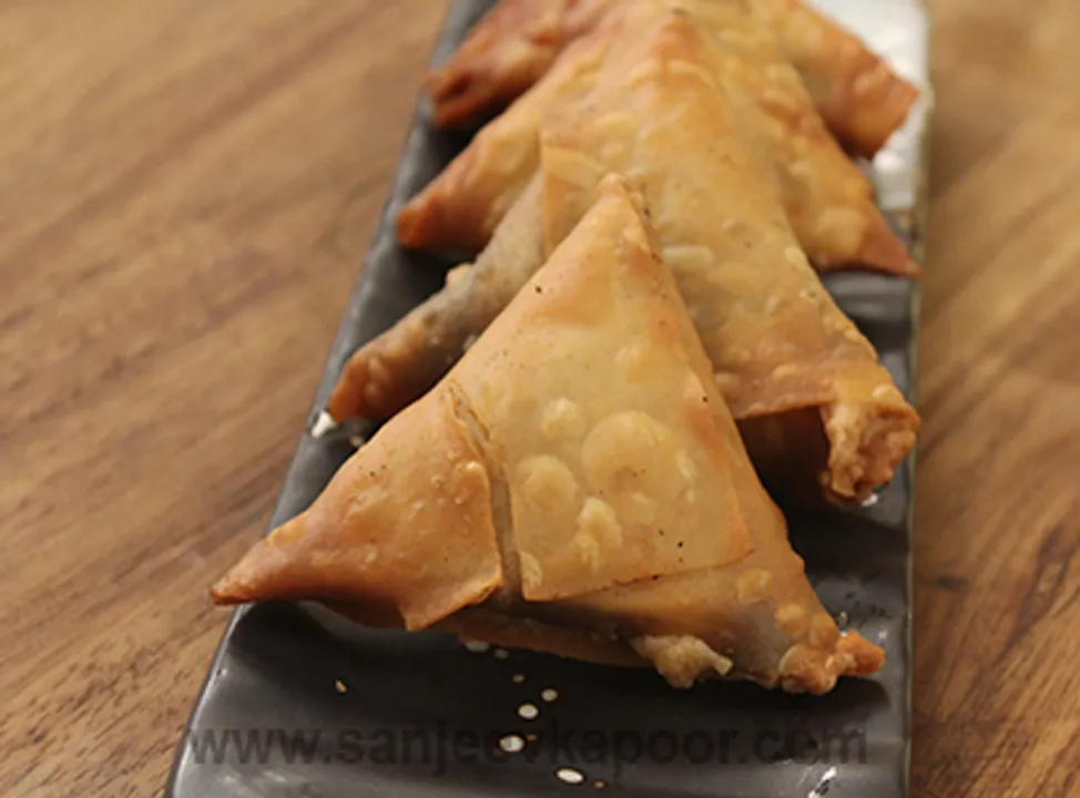 Spinach, Feta and Tomato Samosa