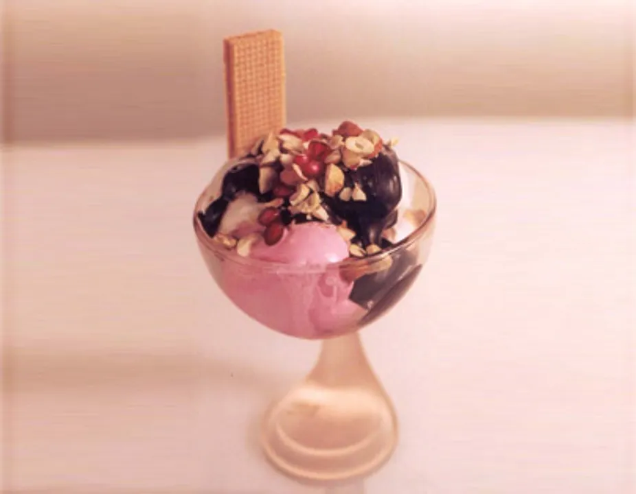 Hot Chocolate Nut Sundae