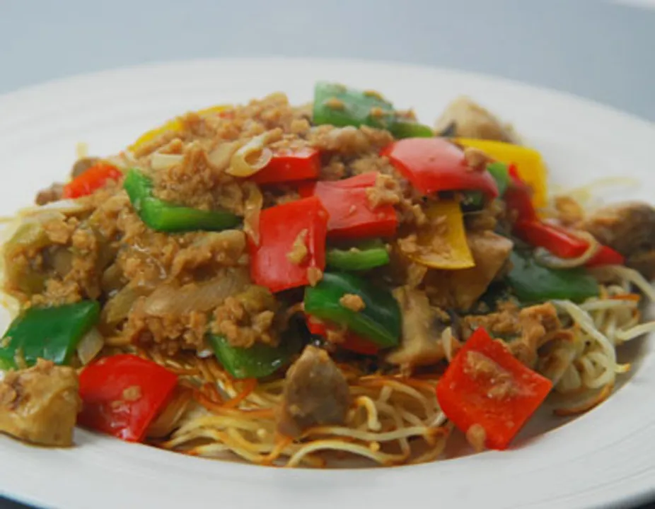 Canton Style Vegetarian Chowmein