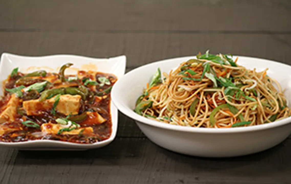 Veg Hakka Noodles