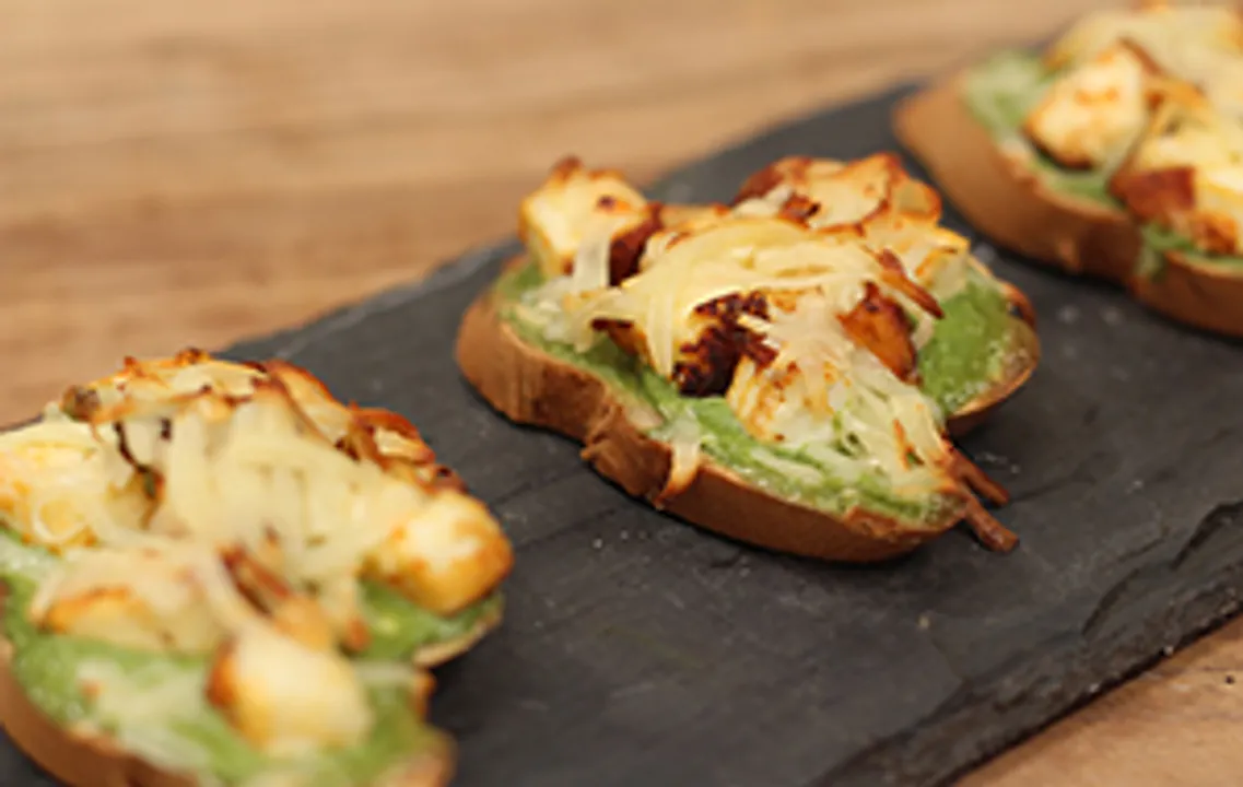 Paneer Tikka Crostini