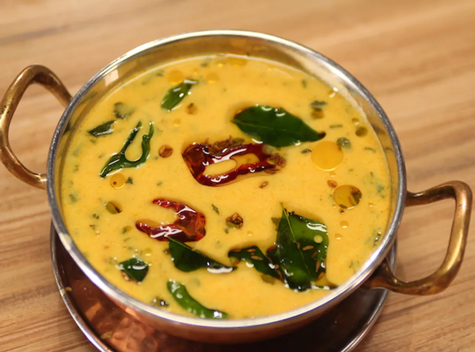 Sabut Moong ki Kadhi 
