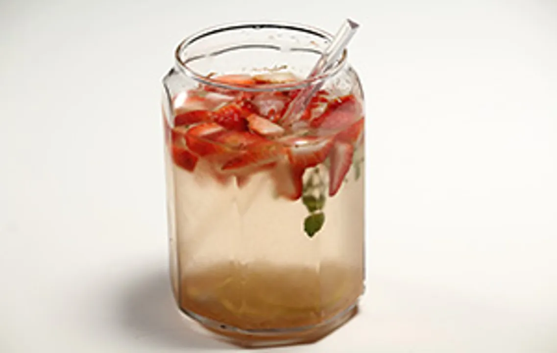 Strawberry Detox Water