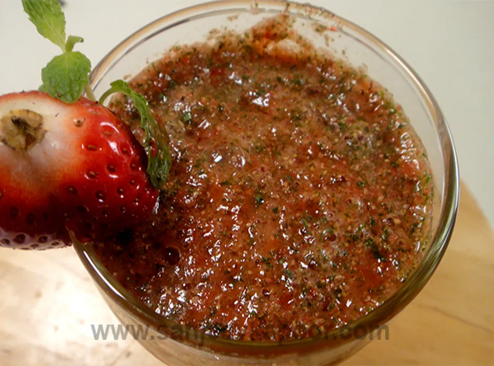 Guava and Strawberry Cooler