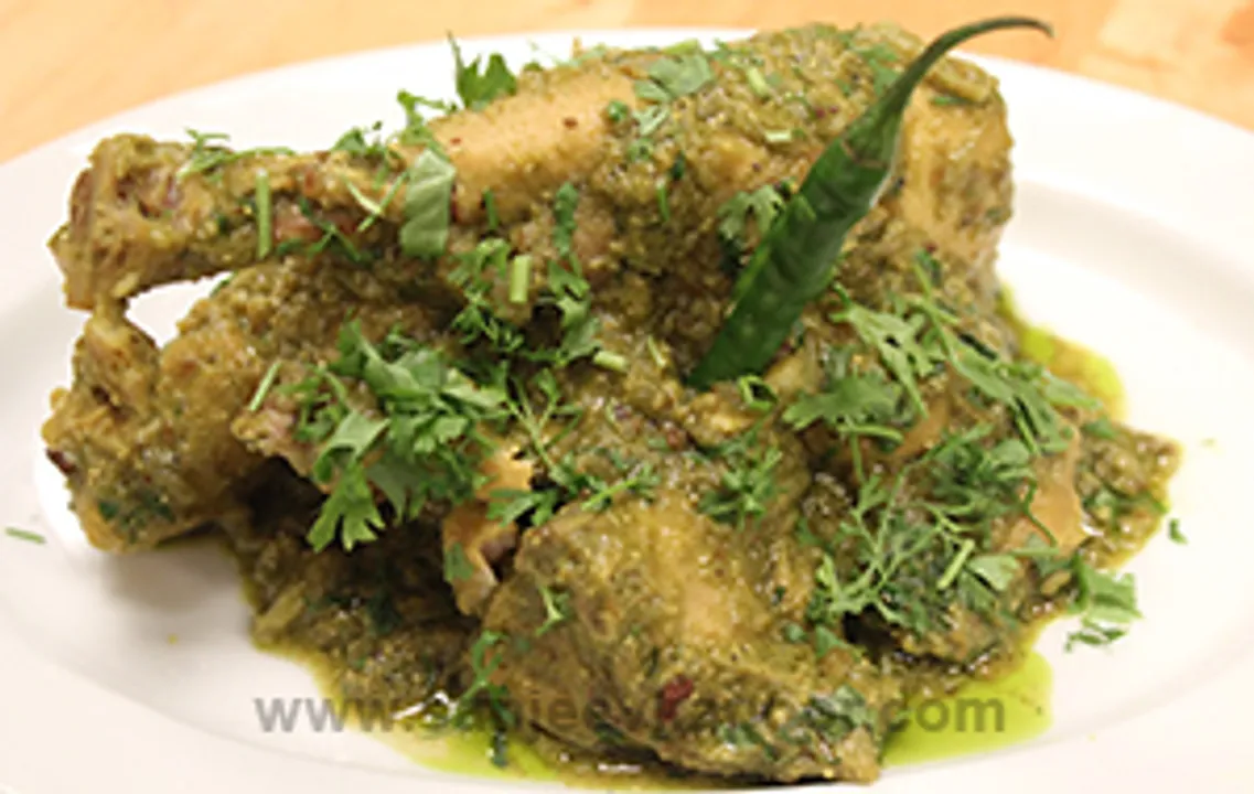 Kothimbir Chicken