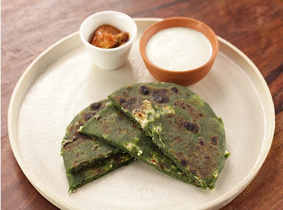 Palak Paneer Parantha 